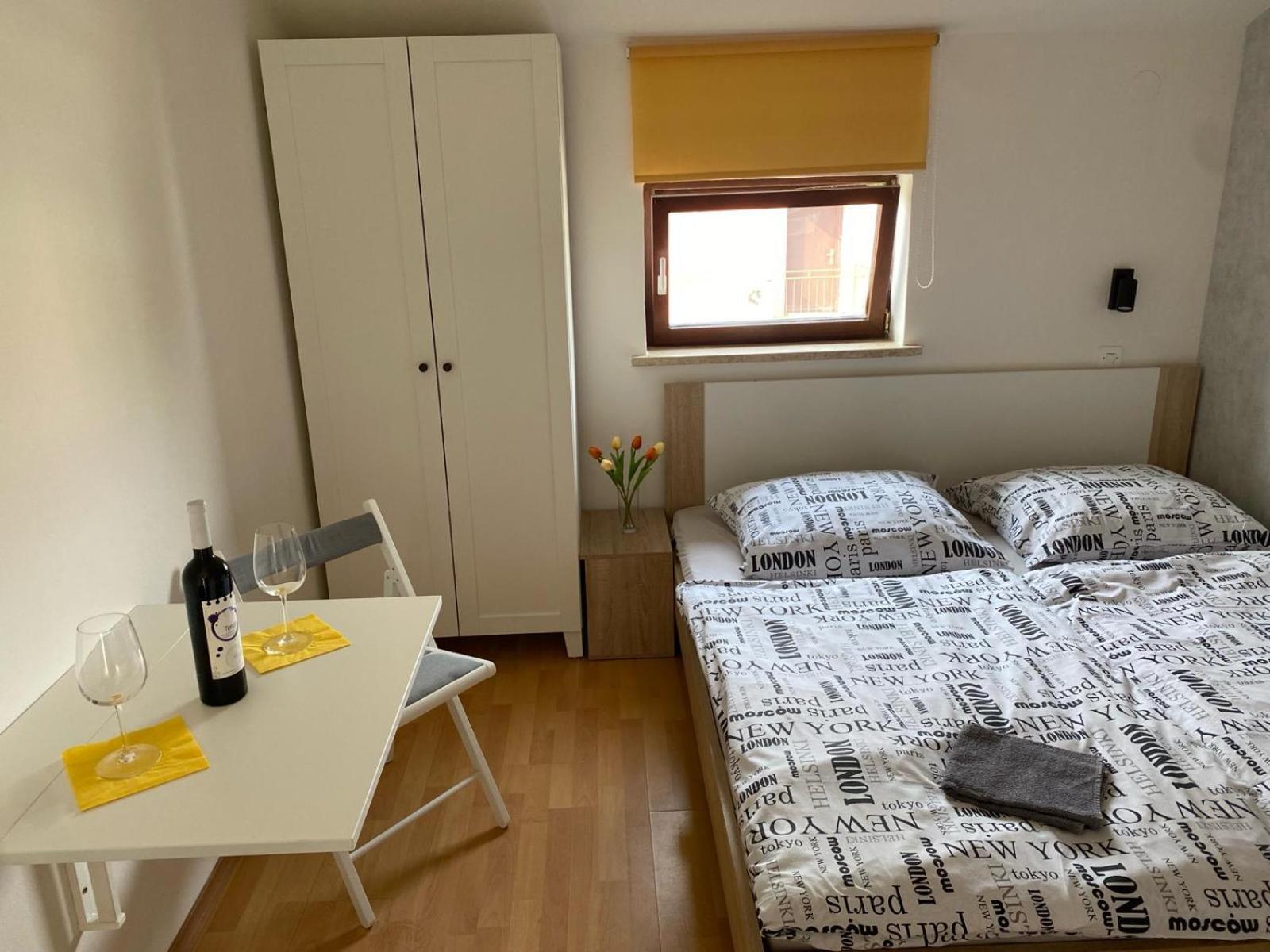 Apartments & Zimmer Jasmine Funtana Luaran gambar